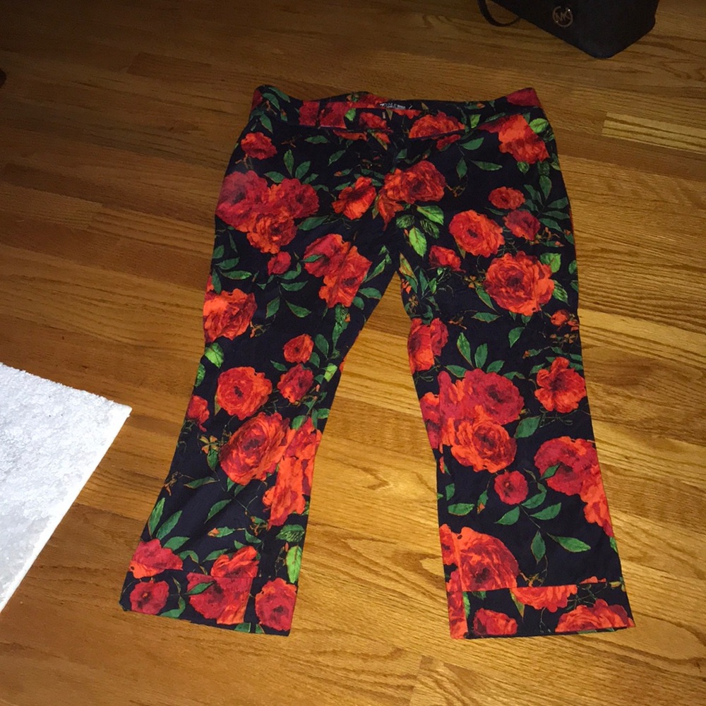 Flowered dress pants